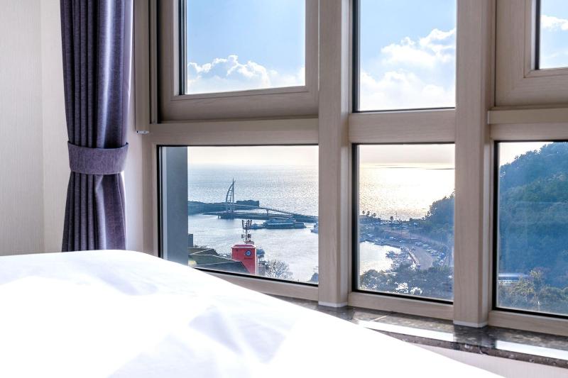 Shinshin Hotel Seogwipo image