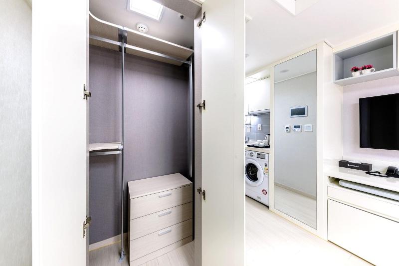 Shinshin Hotel Seogwipo image