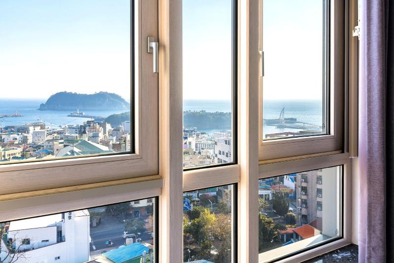 Shinshin Hotel Seogwipo image