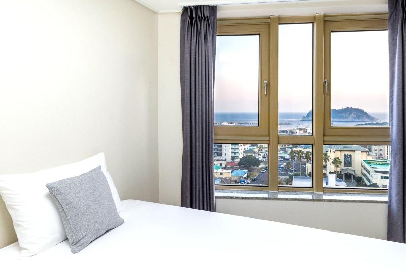 Shinshin Hotel Seogwipo image