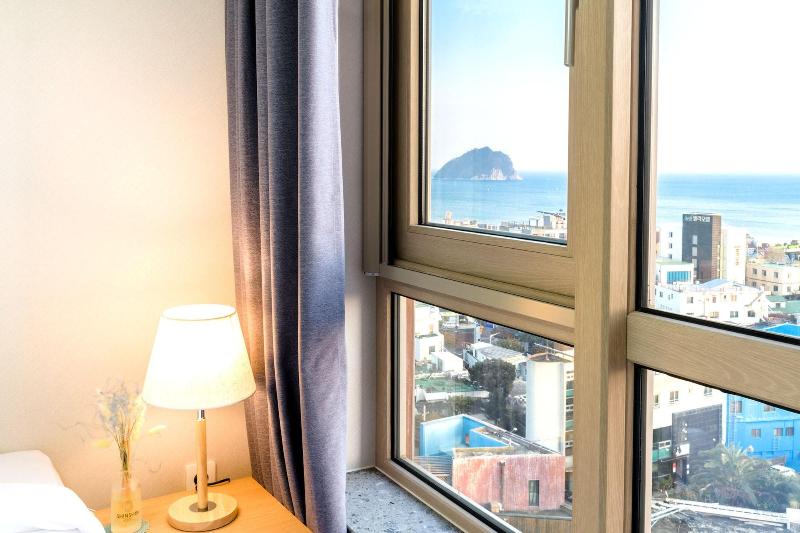 Shinshin Hotel Seogwipo image