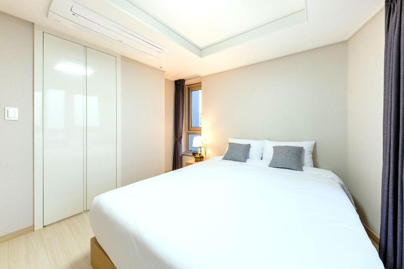 Shinshin Hotel Seogwipo image