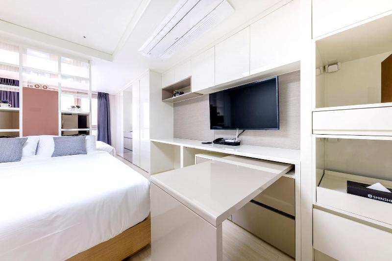 Shinshin Hotel Seogwipo image
