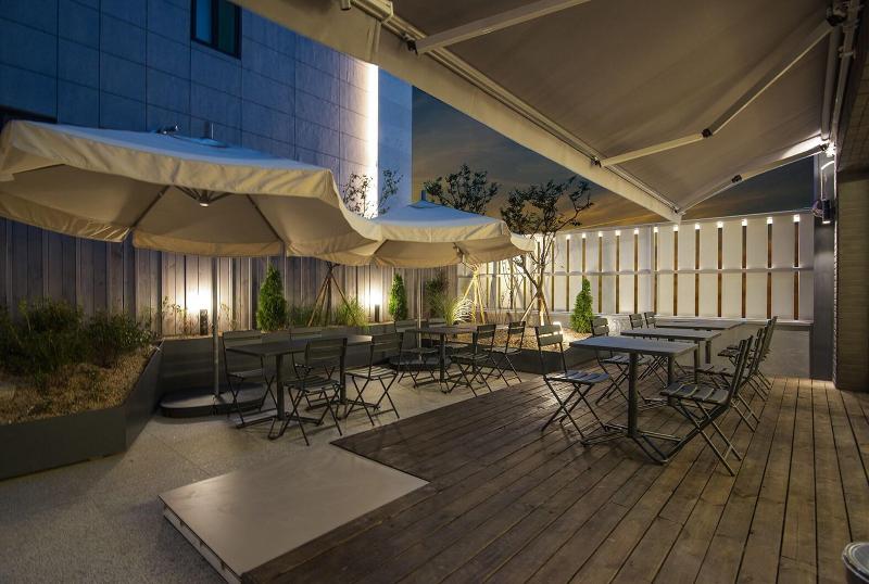 Blo By Blo Hotel image