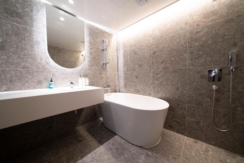 Ocean 2 Heaven Hotel&Spa Jagalchi image
