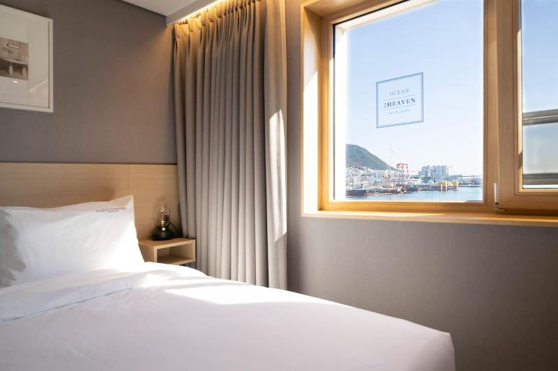 Ocean 2 Heaven Hotel&Spa Jagalchi image