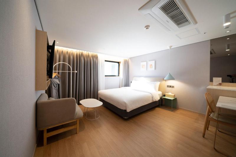 Ocean 2 Heaven Hotel&Spa Jagalchi image