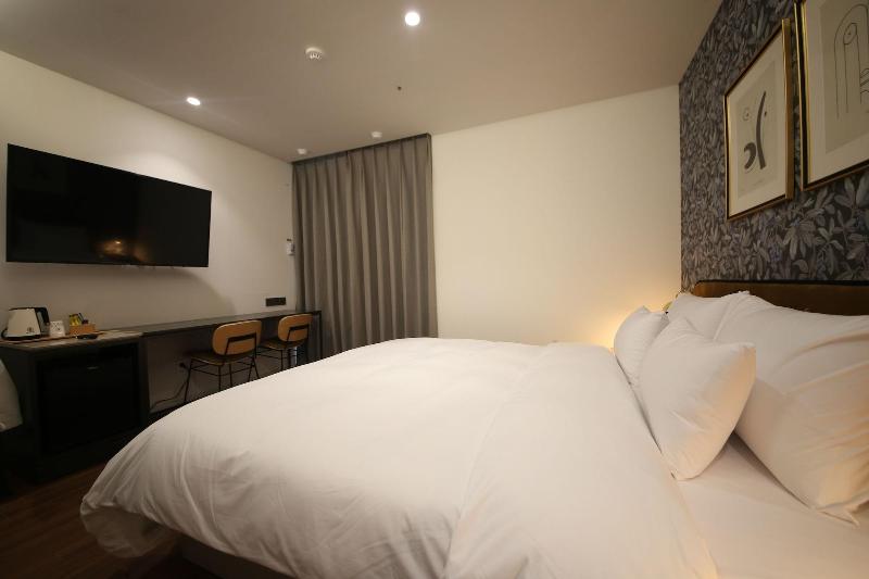 Brown Dot Hotel Busan Sajik Stadium image