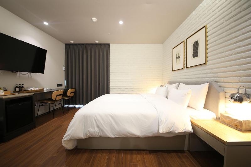 Brown Dot Hotel Busan Sajik Stadium image