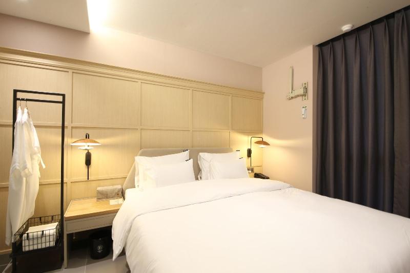 Brown Dot Hotel Busan Sajik Stadium image