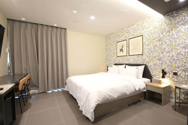 Brown Dot Hotel Busan Sajik Stadium image