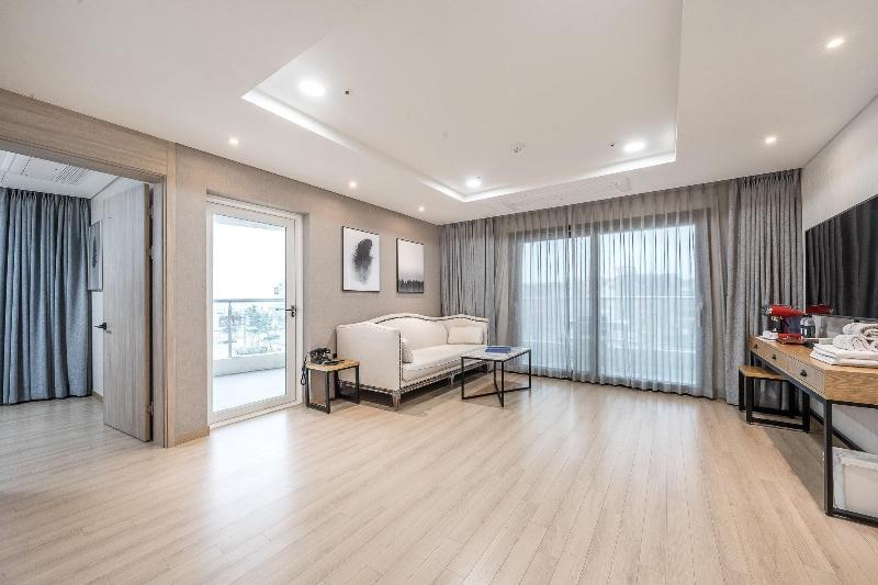 Daecheon 2278 Resort image