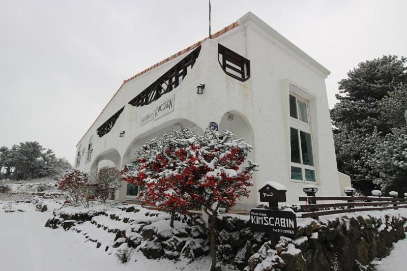 Kims Cabin Guesthouse 3