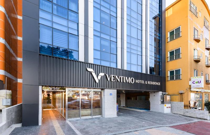 Ventimo Hotel & Residence Jeju image