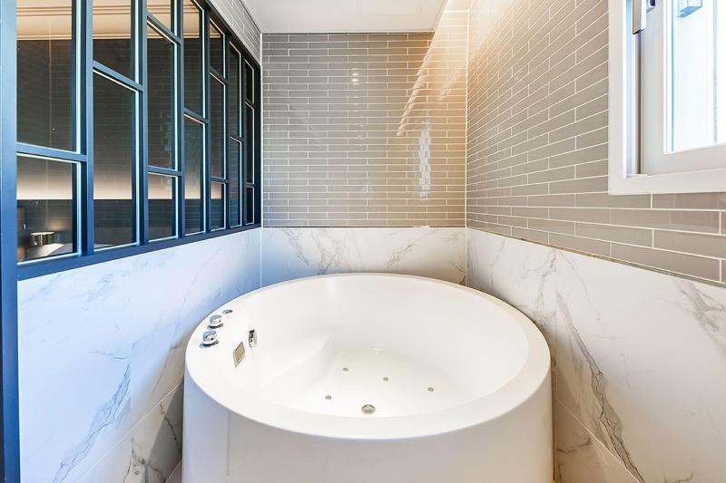 Brown-Dot Hotel Gyeongju image