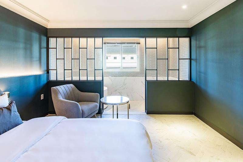 Brown-Dot Hotel Gyeongju image
