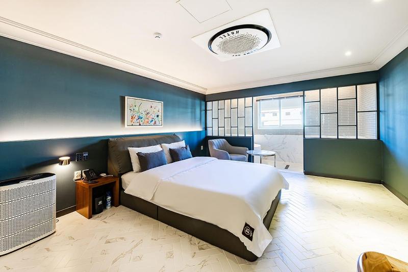 Brown-Dot Hotel Gyeongju image