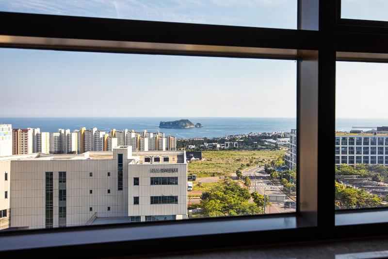 Eastern Hotel Jeju image