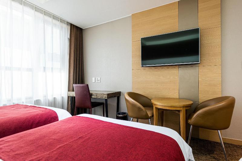 Eastern Hotel Jeju image