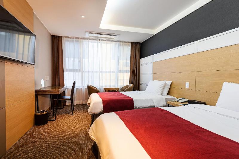 Eastern Hotel Jeju image