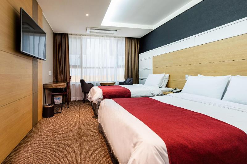 Eastern Hotel Jeju image