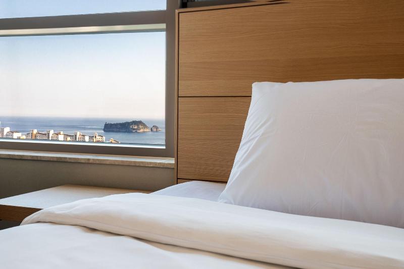 Eastern Hotel Jeju image