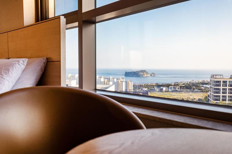 Eastern Hotel Jeju image