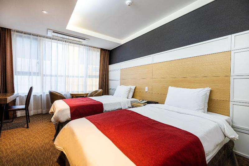 Eastern Hotel Jeju image