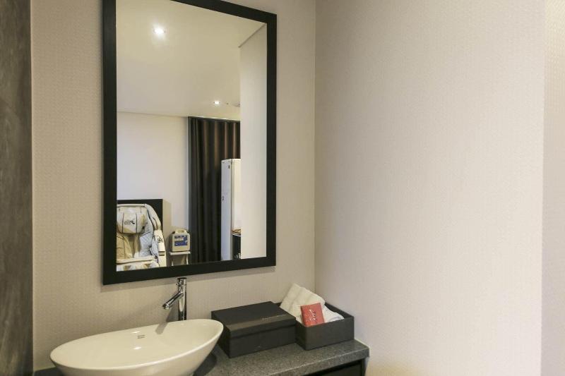 The City Hotel image