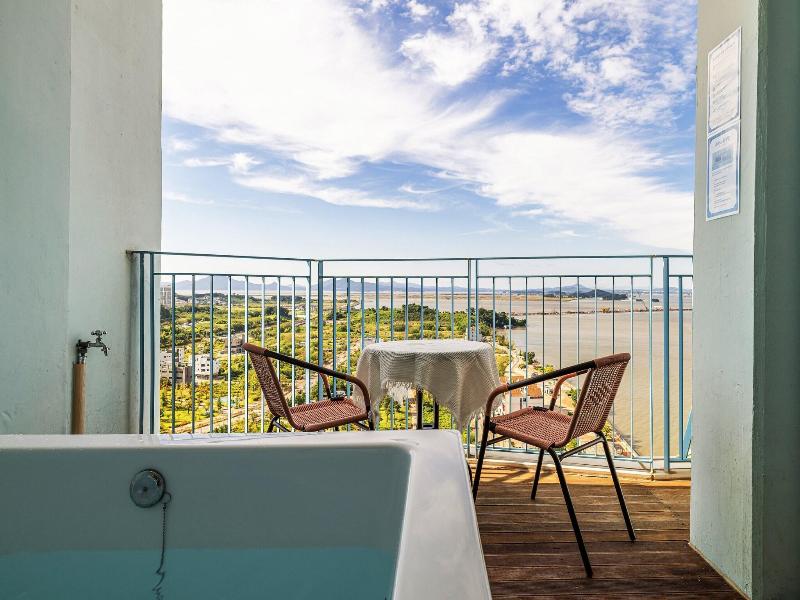 Ocean Soleview Hotel image