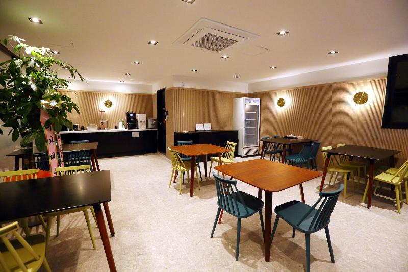 Forest 701 Hotel image
