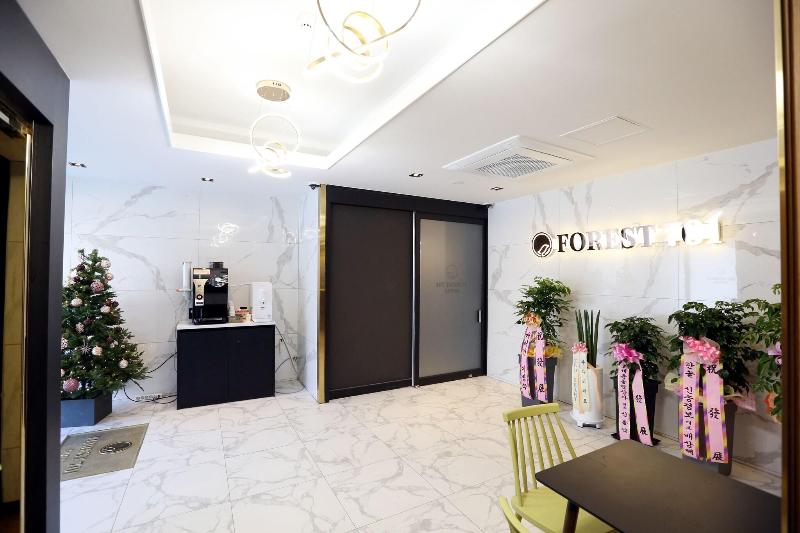 Forest 701 Hotel image