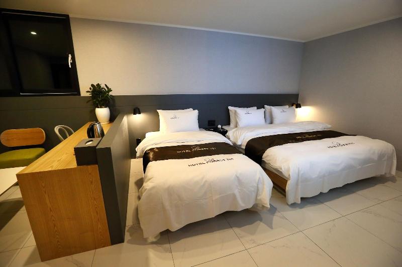 Forest 701 Hotel image