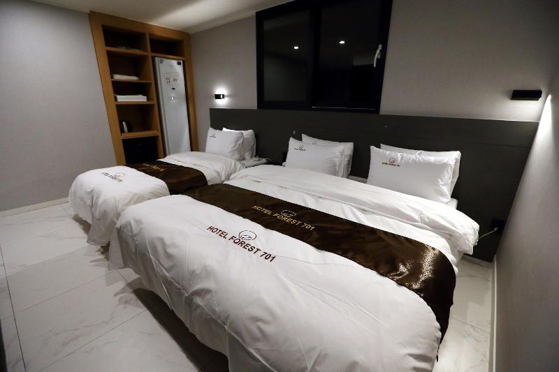 Forest 701 Hotel image