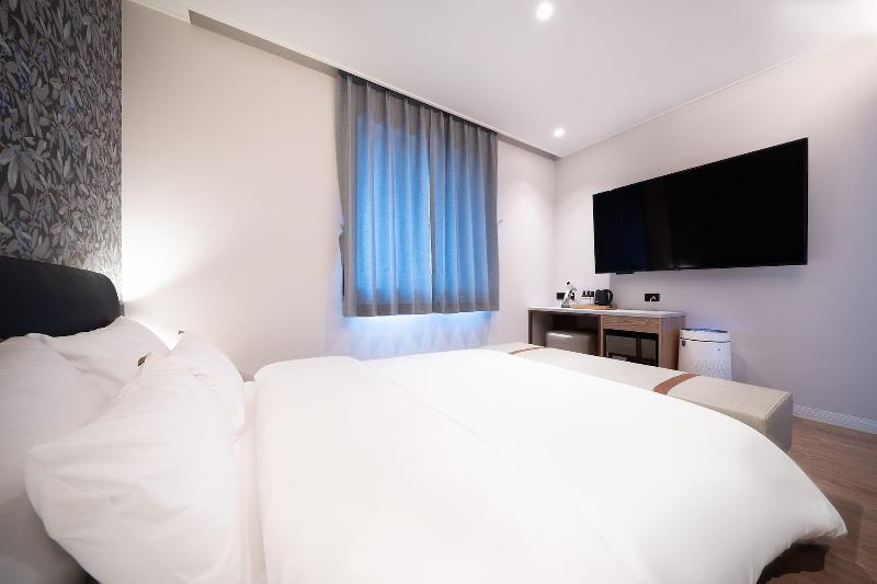 Browndot Hotel Suwon City Hall image