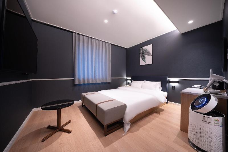 Browndot Hotel Suwon City Hall image