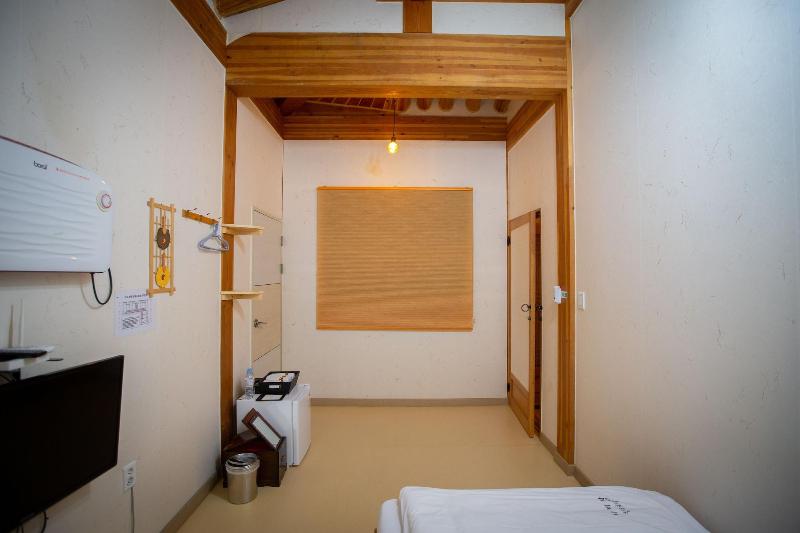Navijam Hanok Hotel image