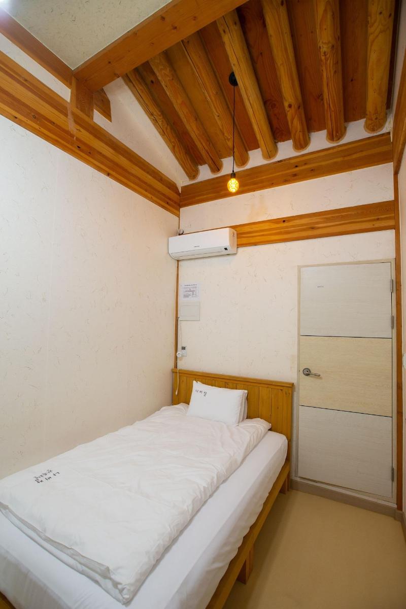 Navijam Hanok Hotel image