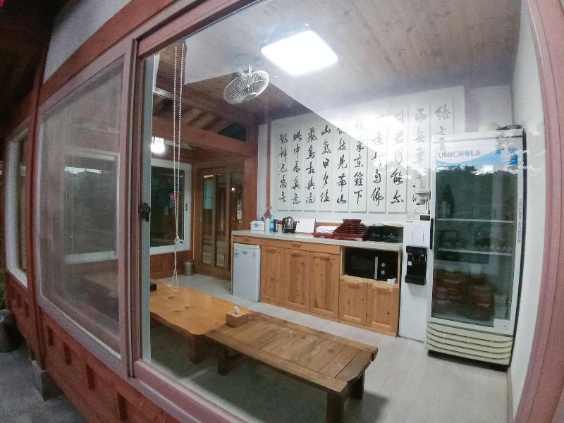 Navijam Hanok Hotel image