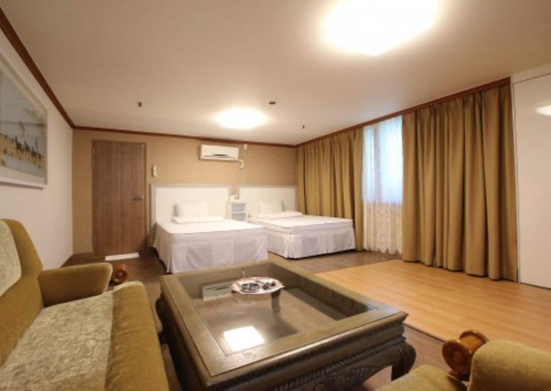 Yangji Park Hotel image