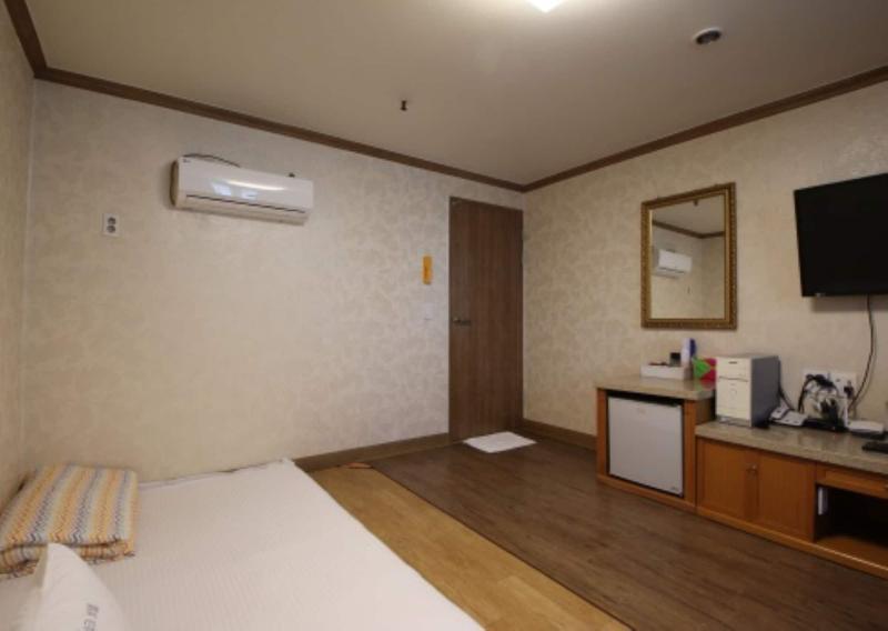 Yangji Park Hotel image