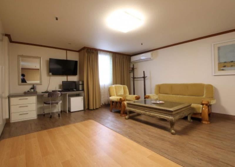 Yangji Park Hotel image