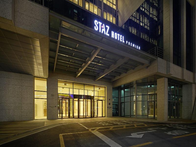 Staz Hotel Premier Dongtan image