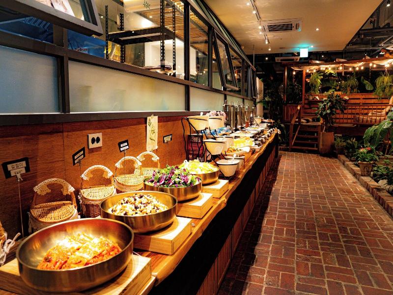 Staz Hotel Premier Dongtan image