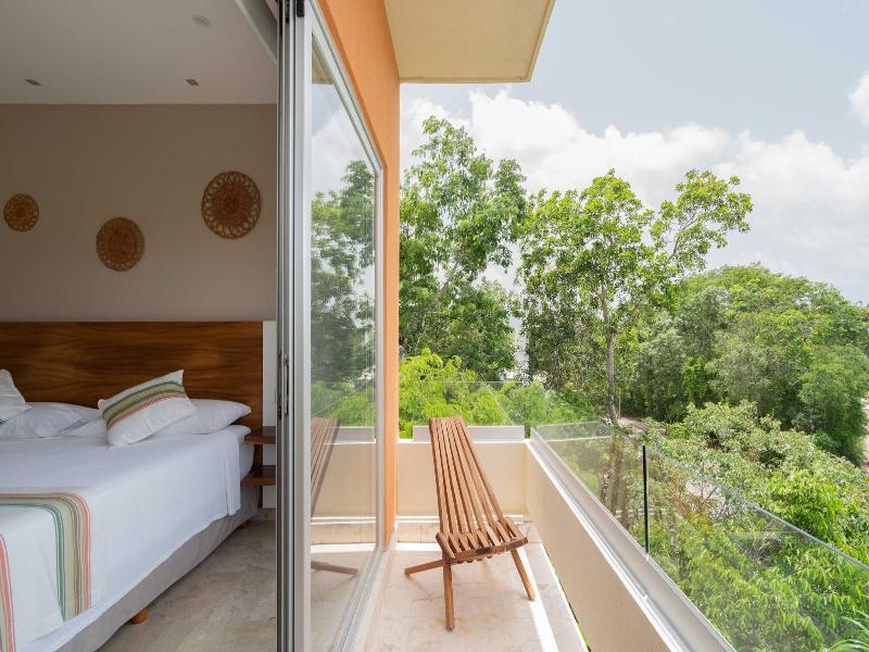 Valhalla Residence by Biwa image