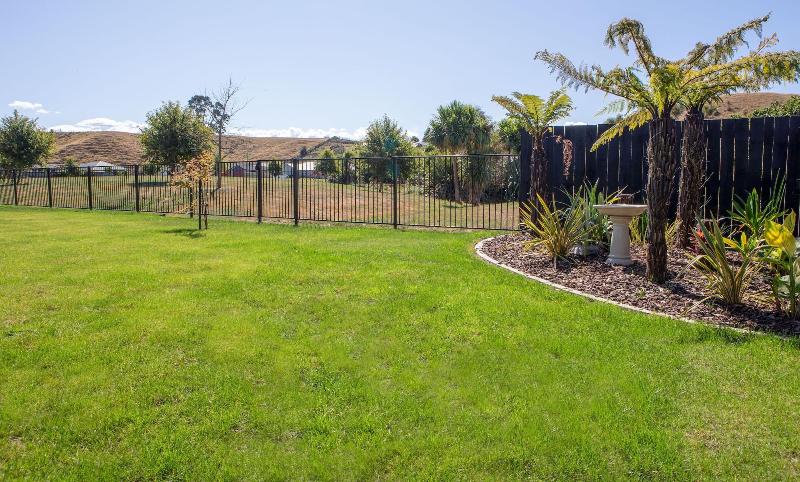 Parkside Boutique Lodge image