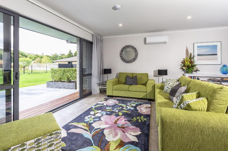 Parkside Boutique Lodge image