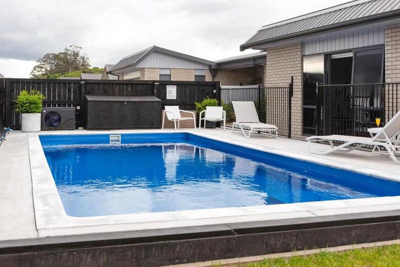 Parkside Boutique Lodge image