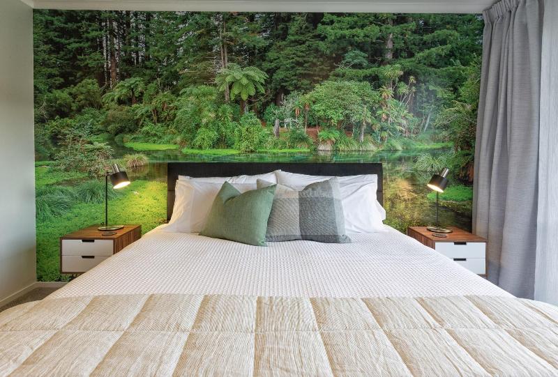 Parkside Boutique Lodge image