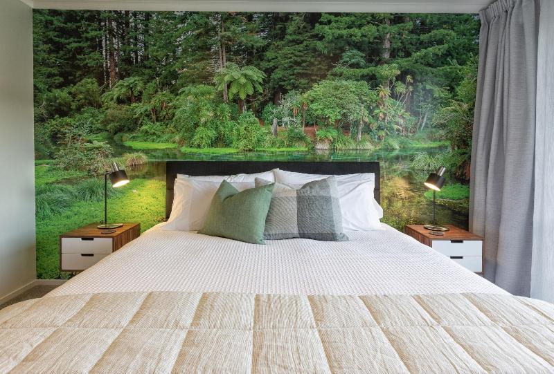 Parkside Boutique Lodge image
